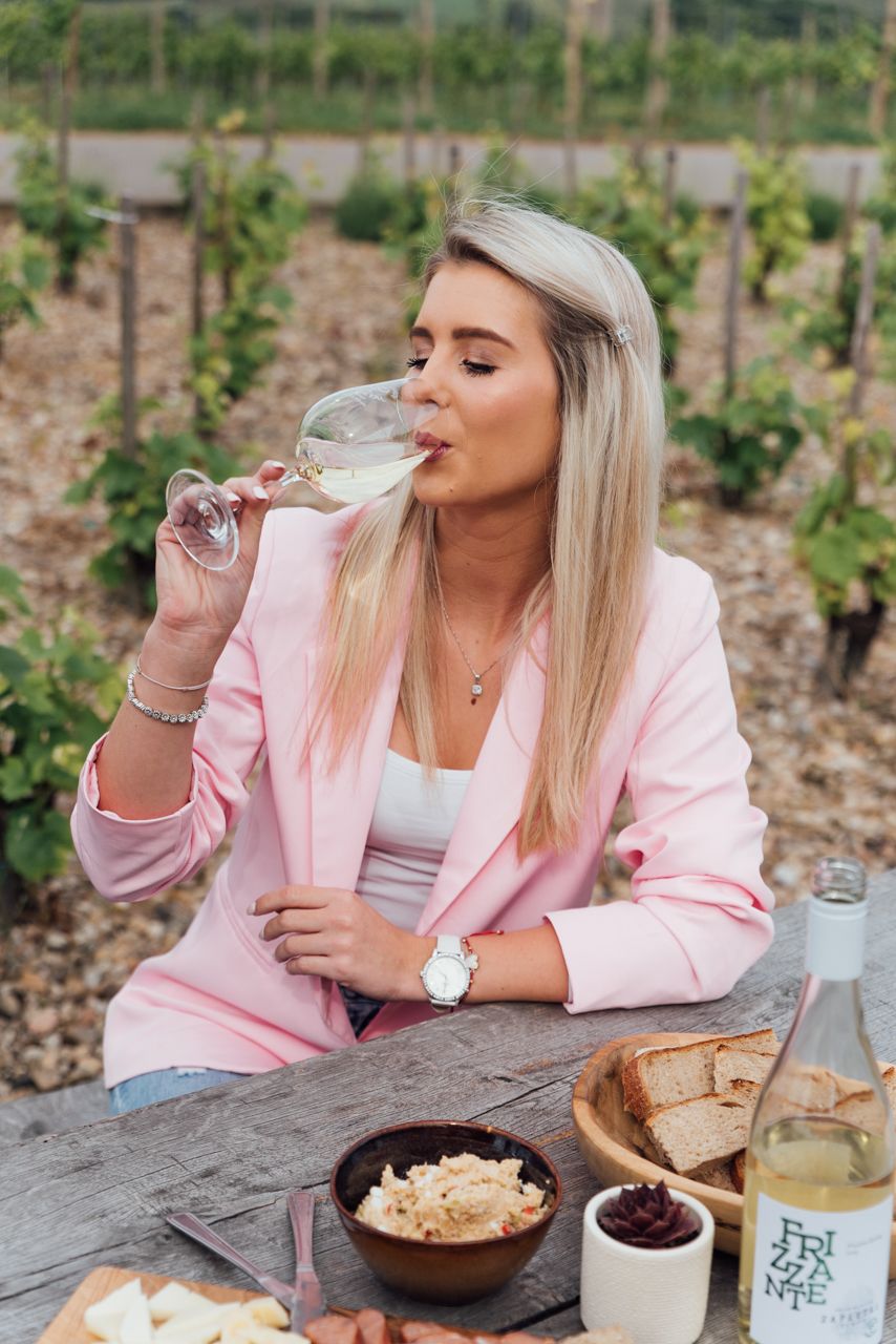 Sezónní otevírací doba (květen - říjen)